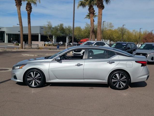 2022 nissan altima 2.5 sv