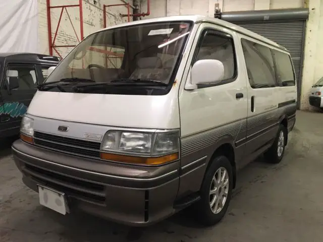 japanese import 1990 toyota hiace turbo diesel super custom limited @ no reserve