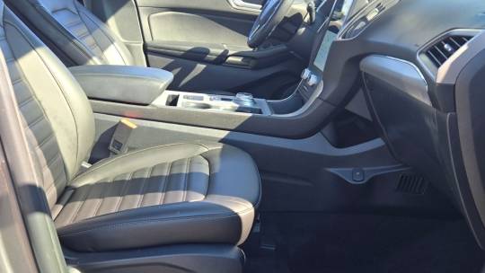 2021 Ford Edge