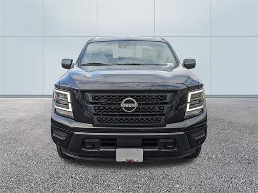 2024 nissan titan