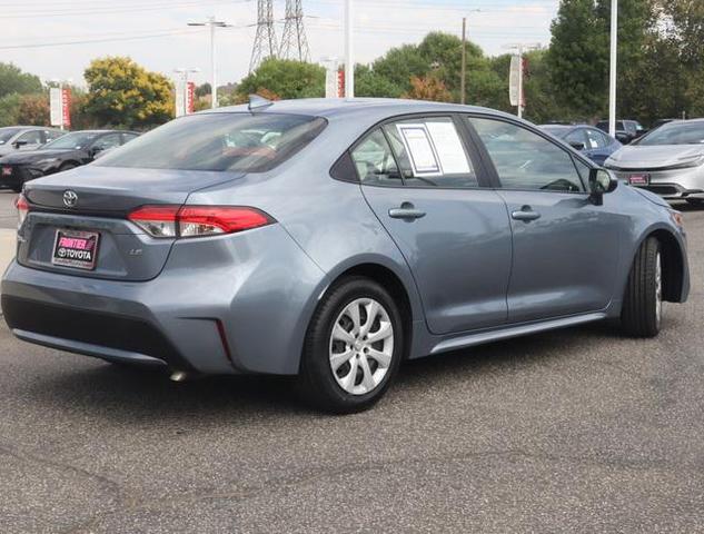 2022 toyota corolla le