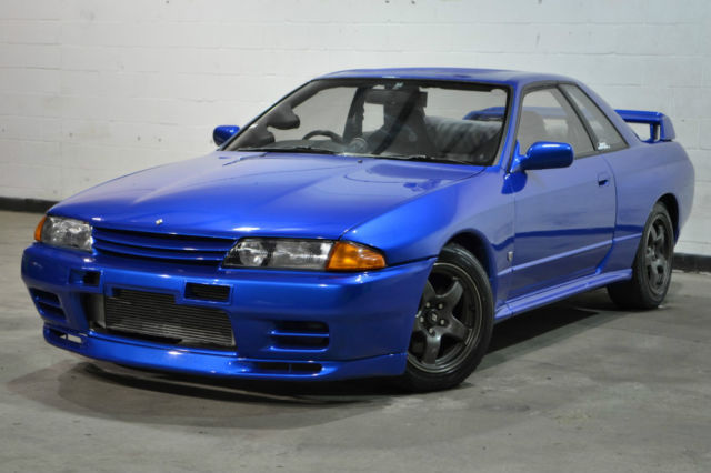 1990 nissan skyline gt-r -- bayside blue - rb26dett - 5 speed