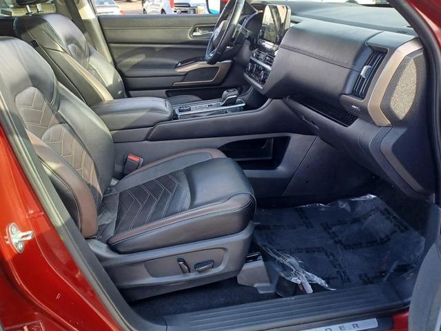 2022 nissan pathfinder platinum 4wd