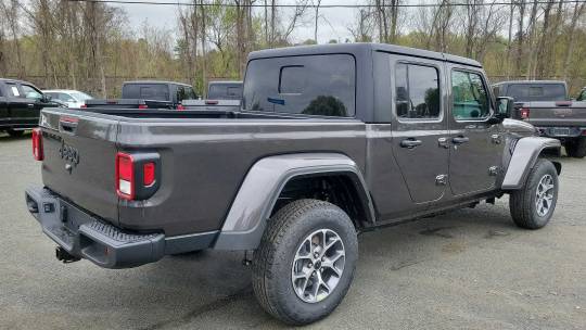 2024 Jeep Gladiator