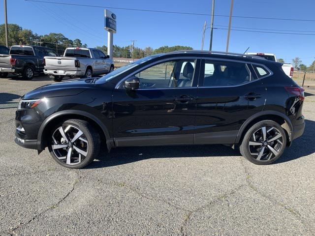 2022 nissan rogue sport sl