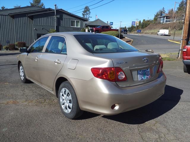 2010 toyota corolla le