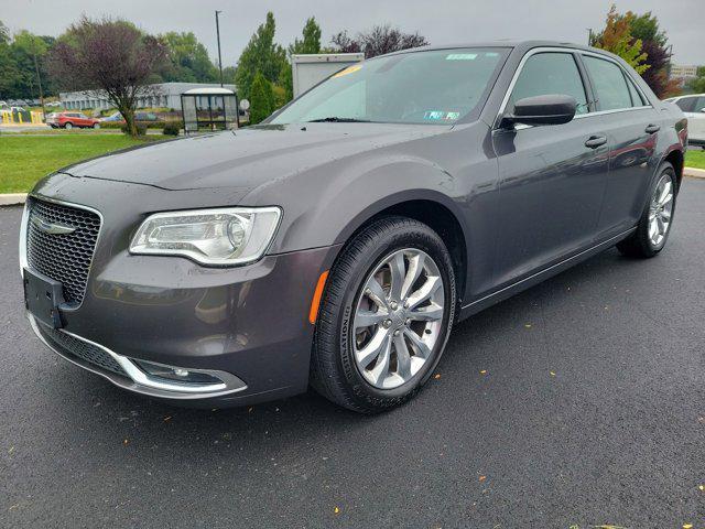 2016 chrysler 300 s