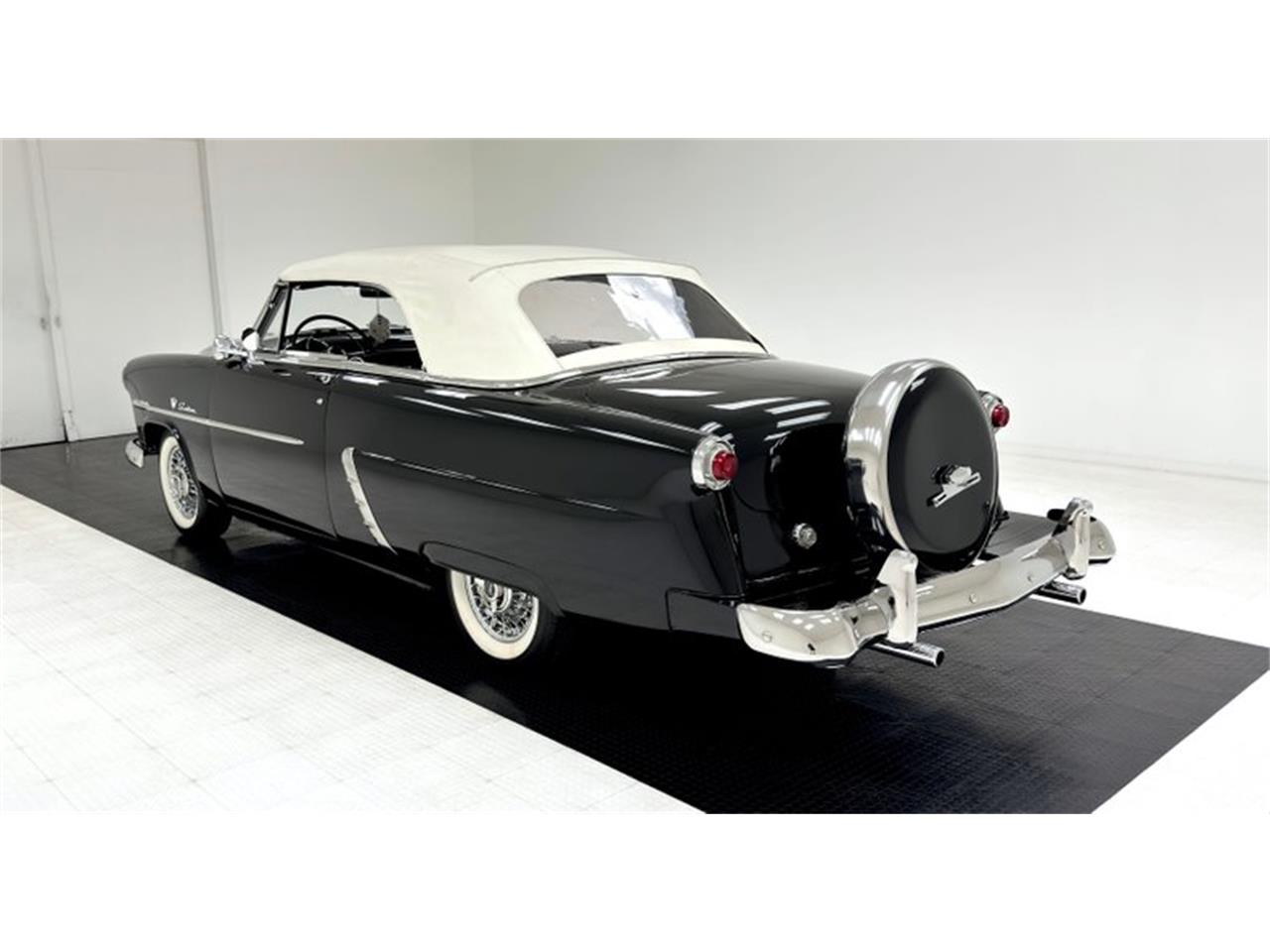 1952 ford crestline