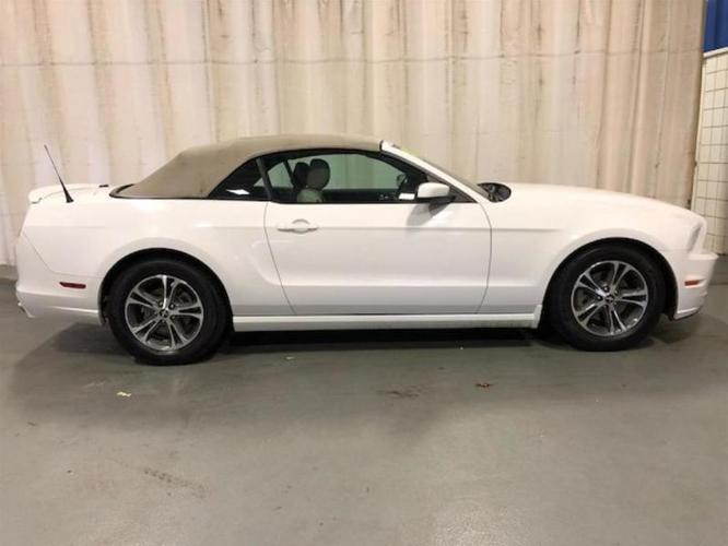 2014 ford mustang v6 v6 2dr convertible for sale in westbrook, maine
