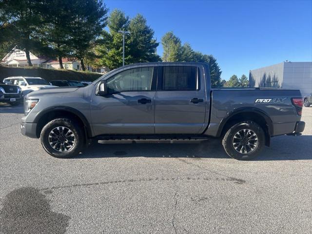 2023 nissan titan pro-4x