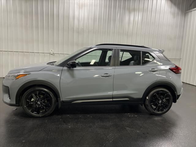 2024 nissan kicks sr