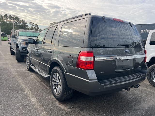 2017 ford expedition xlt