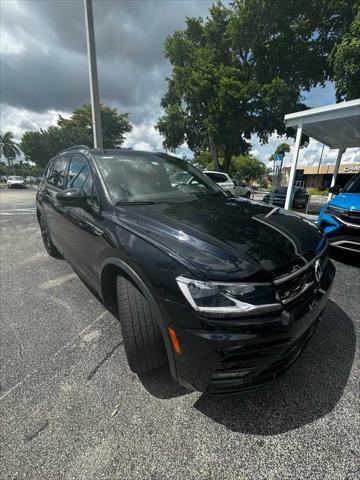 2021 volkswagen tiguan 2.0t se r-line black
