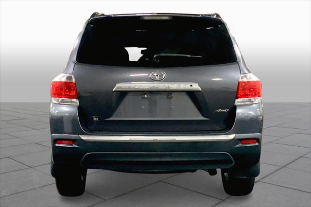 2013 toyota highlander limited
