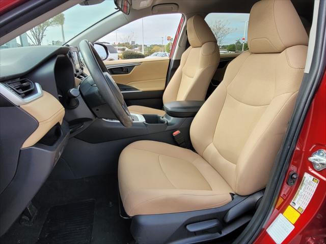 2022 toyota rav4 le