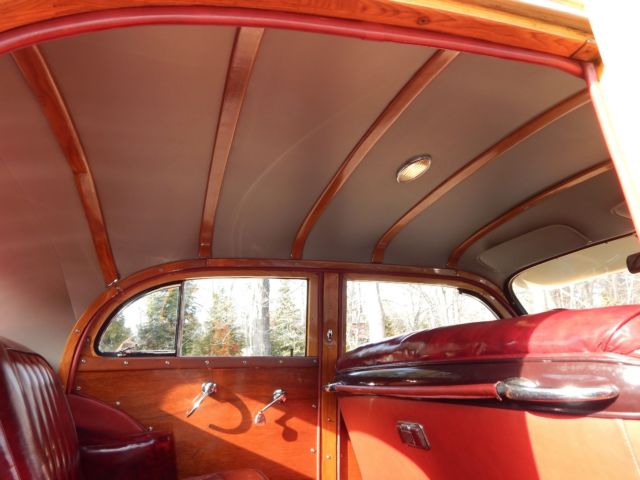 1947 chrysler town and country 4 door sedan