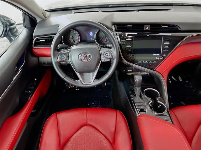 2020 toyota camry xse v6