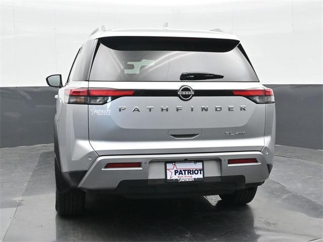 2022 nissan pathfinder sl 4wd