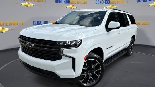 2024 Chevrolet Suburban luxury package