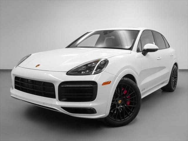 2022 porsche cayenne gts