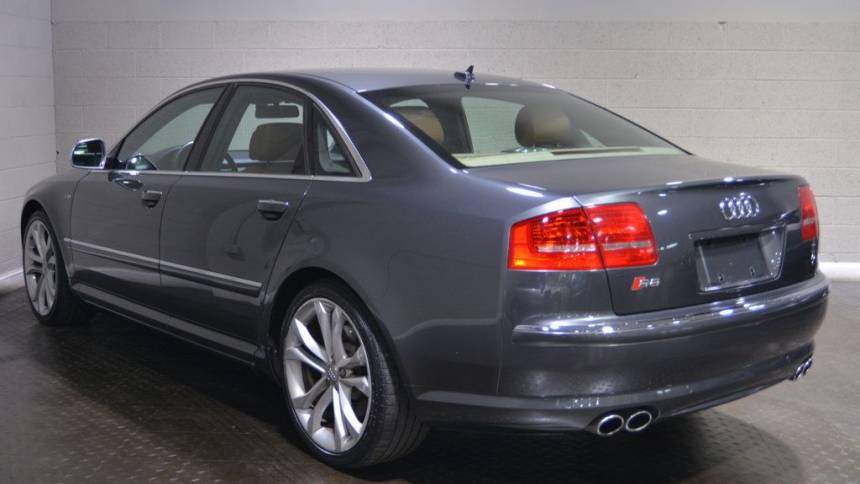 2009 audi s8 quattro