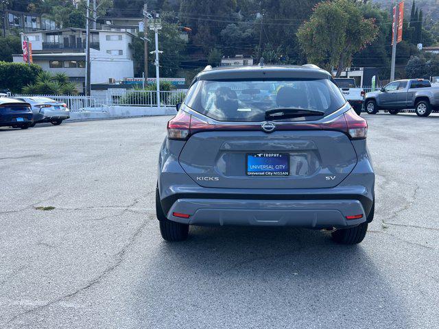 2024 nissan kicks sv