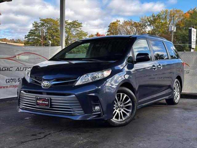2019 toyota sienna xle premium