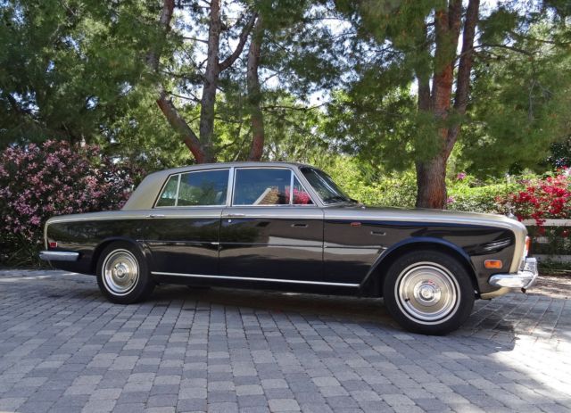 1972 rolls royce silver shadow 1973 4-door sedan 2-tone sand/black w/tool kit