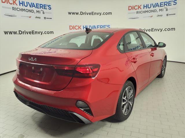 2023 kia forte lxs