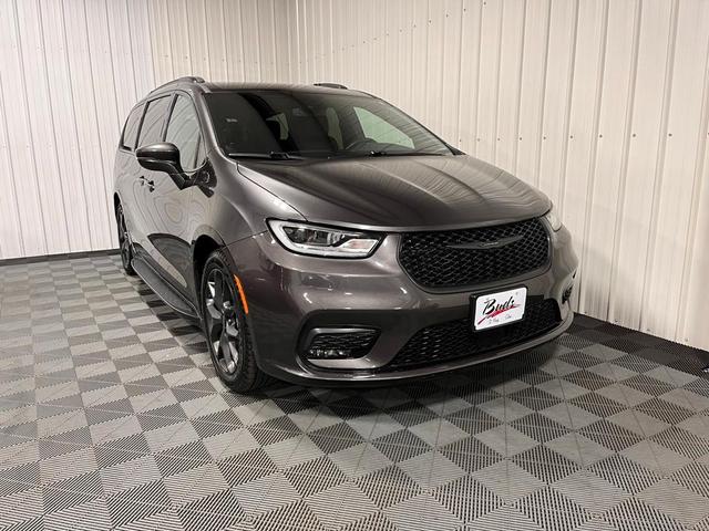2021 chrysler pacifica touring-l