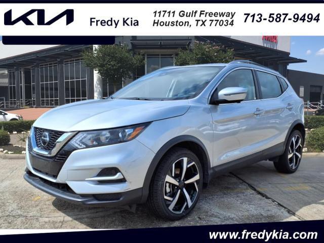 2022 nissan rogue sport sl