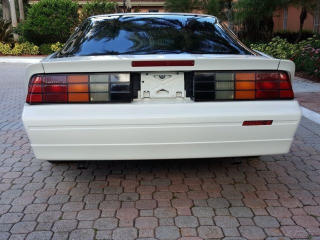 1989 iroc z 5.7l v8 automatic 1988 1987 camaro t tops white gray 54k miles!
