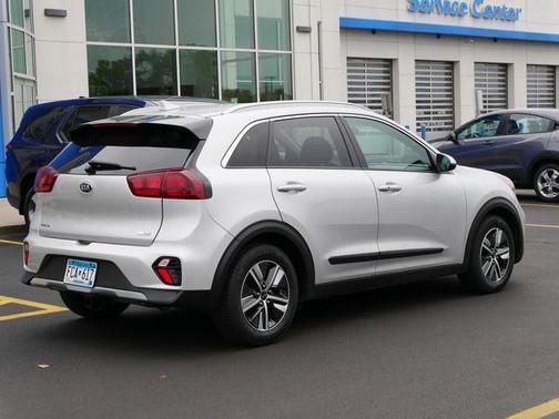 2020 kia niro in beloit, wisconsin