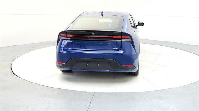 2023 toyota prius le