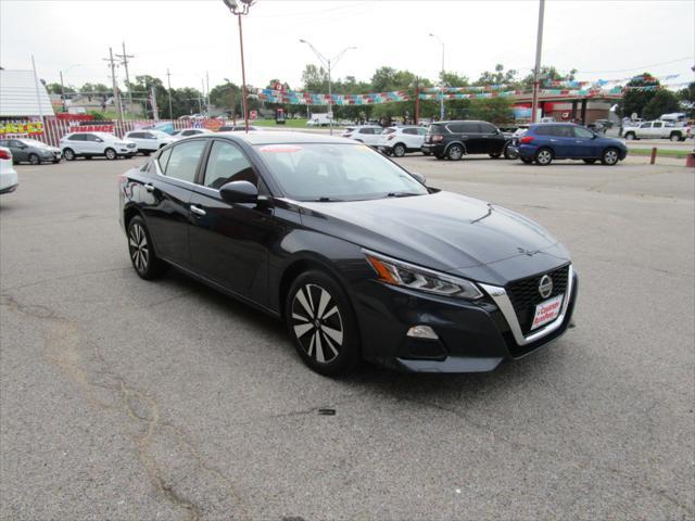 2021 nissan altima 2.5 sv