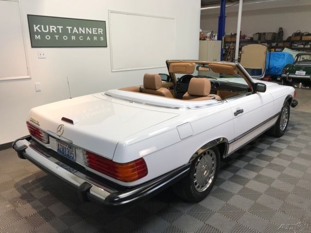 mercedes benz 560 sl convertible. exceptionally clean, rustfree. 74,249 miles