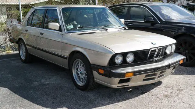 1988 sedan used automatic gold