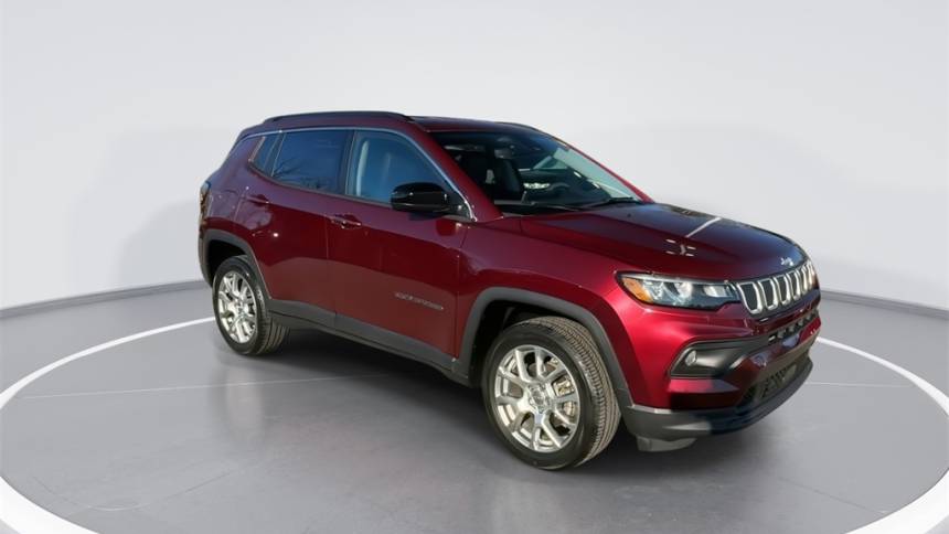 2022 jeep compass latitude lux