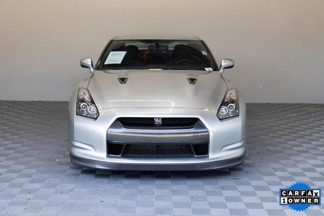 2009 nissan gt-r premium