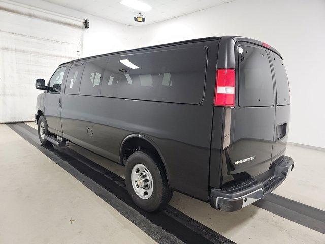 2024 chevrolet express 3500 lt