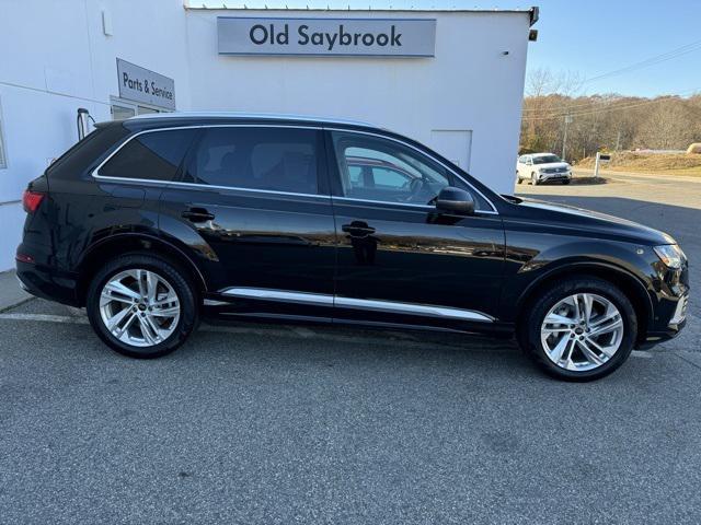 2024 audi q7 55 premium plus