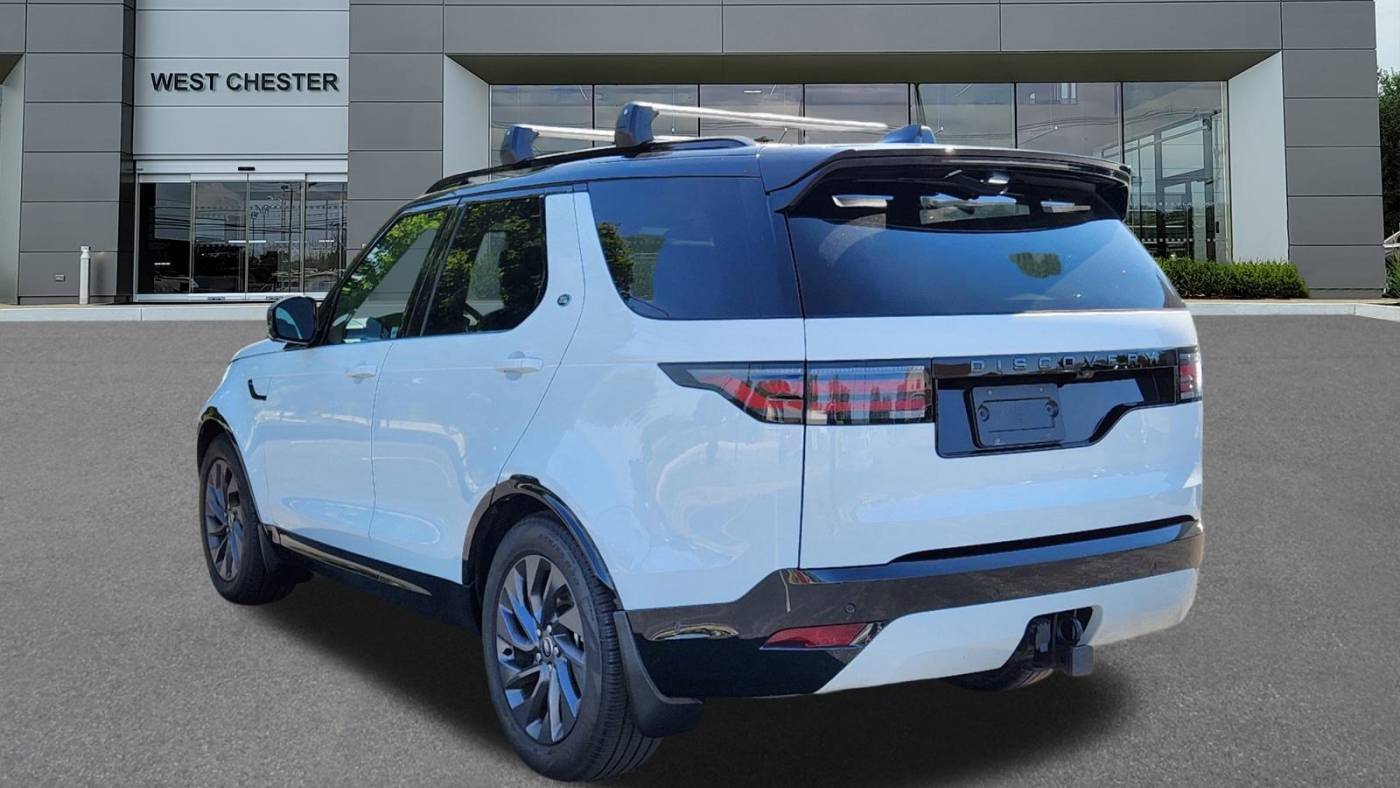 2024 land rover discovery p300 dynamic se