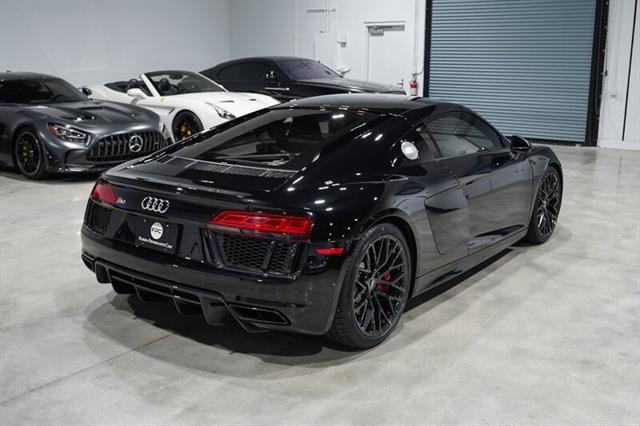2018 audi r8 5.2 v10