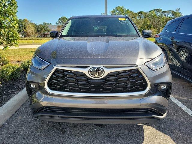 2023 toyota highlander le