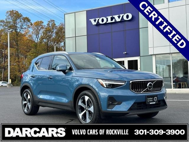 2024 volvo xc40 b5 plus bright theme