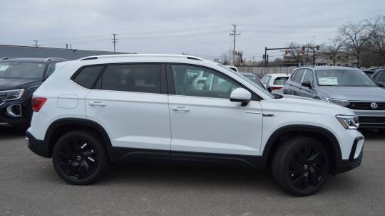 2024 Volkswagen Taos