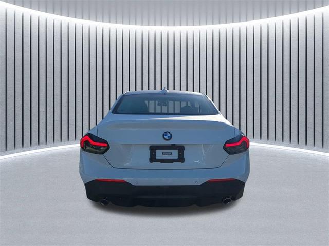 2022 bmw 230 i