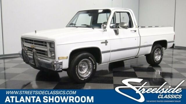 classic vintage chrome chevy c10 white 305 v8 auto transmission a/c
