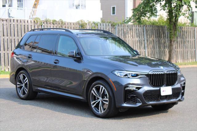 2022 bmw x7 m50i