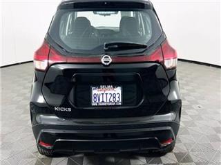 2021 Nissan Kicks s
